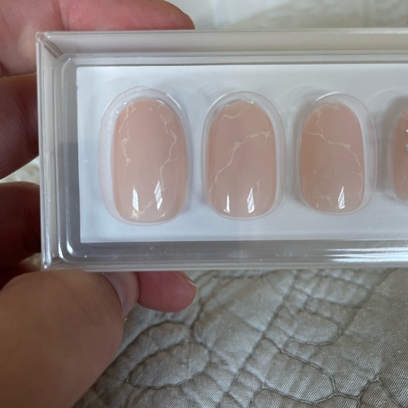 BRAND NEW Static Nails Marble Print - Picture 2 of 3